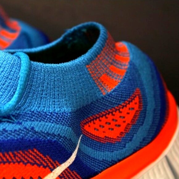 NEW in Box NIKE Free Flyknit 5.0 Shoes Men's Size 9.5 Blue Glow/Total Orange - Picture 10 of 12